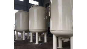 ��е������